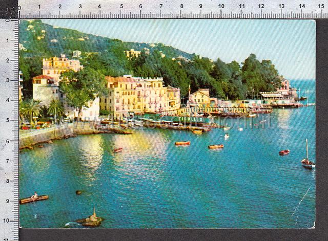 Collezionismo di cartoline postali